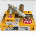 شمع سوزنی پایه کوتاه NGK پلاتینیوم BKR5EGP-7090 اصل ژاپن