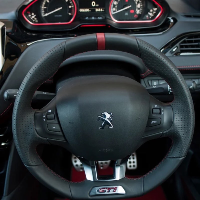 فرمان پژو ۲۰۸ GTi لوگو قرمز مناسب ۲۰۷ و ۲۰۶-۱ فرمان پژو ۲۰۸ GTi لوگو قرمز مناسب ۲۰۷ و ۲۰۶