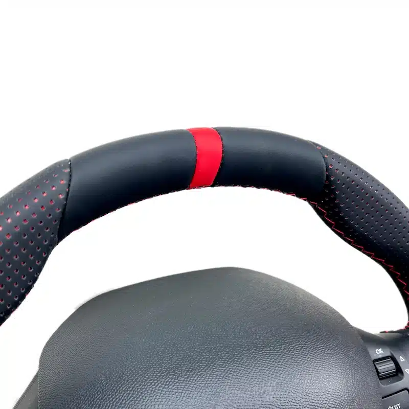 فرمان پژو ۲۰۸ GTi لوگو نقره ای مناسب ۲۰۷ و ۲۰۶-۵ فرمان پژو ۲۰۸ GTi لوگو نقره ای مناسب ۲۰۷ و ۲۰۶