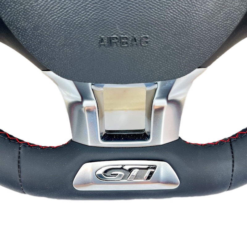 فرمان پژو ۲۰۸ GTi لوگو نقره ای مناسب ۲۰۷ و ۲۰۶-۶ فرمان پژو ۲۰۸ GTi لوگو نقره ای مناسب ۲۰۷ و ۲۰۶