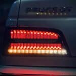 چراغ خطر پژو پارس مدل ۱۰ میباخ انجیکو