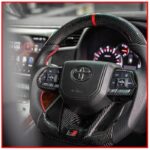 فرمان GR TOYOTA طرح D-CUT کربن