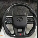 فرمان GR TOYOTA طرح D-CUT کربن
