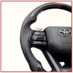 فرمان GR TOYOTA طرح D-CUT کربن